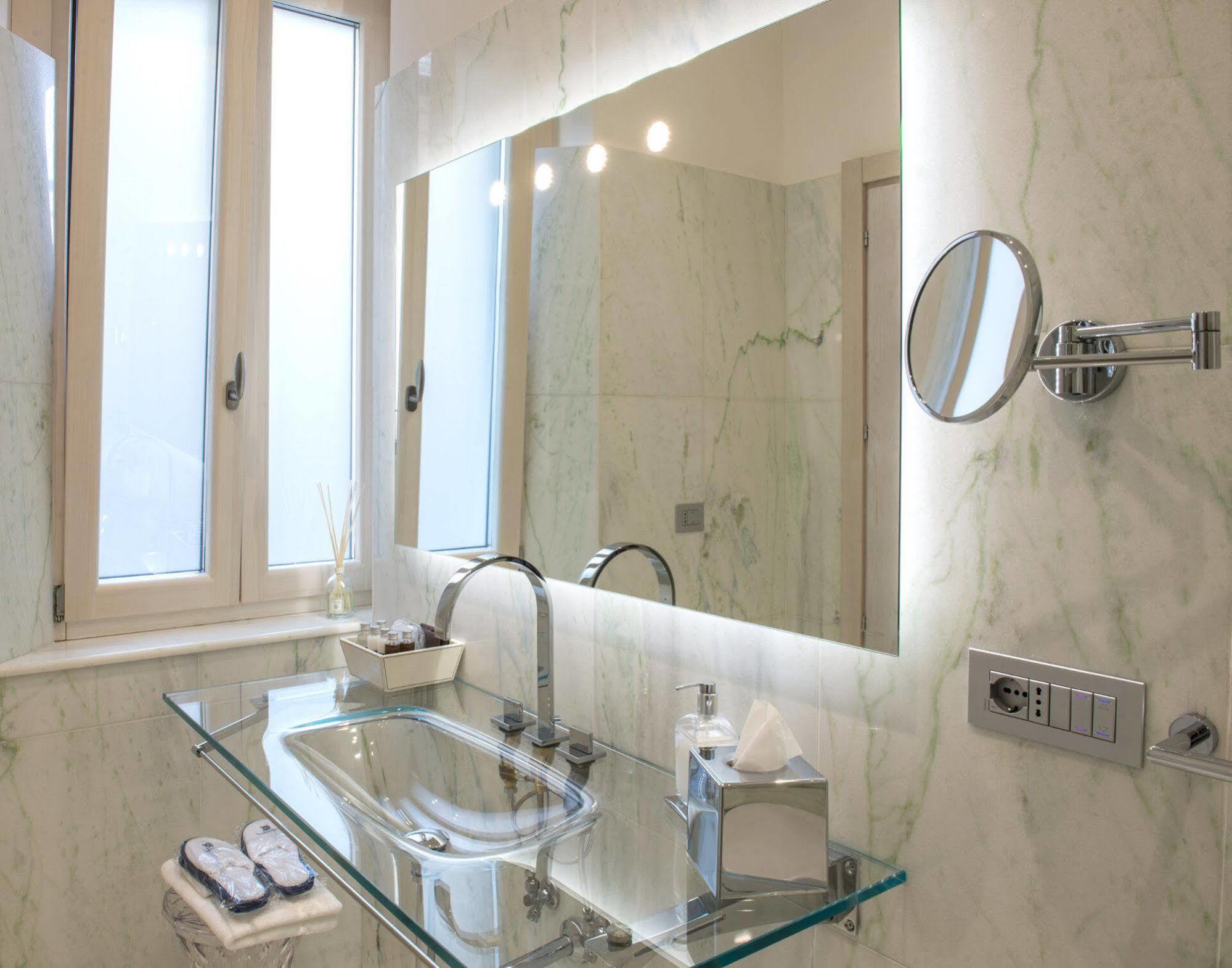 Town House Morgana Bed & Breakfast Reggio di Calabria Bagian luar foto