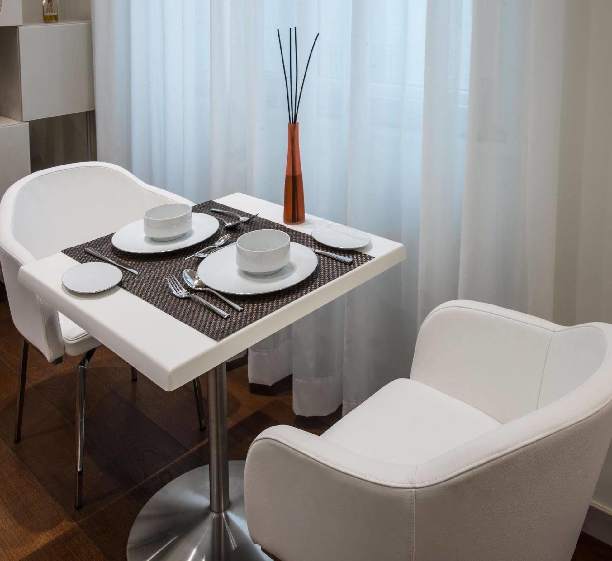 Town House Morgana Bed & Breakfast Reggio di Calabria Bagian luar foto