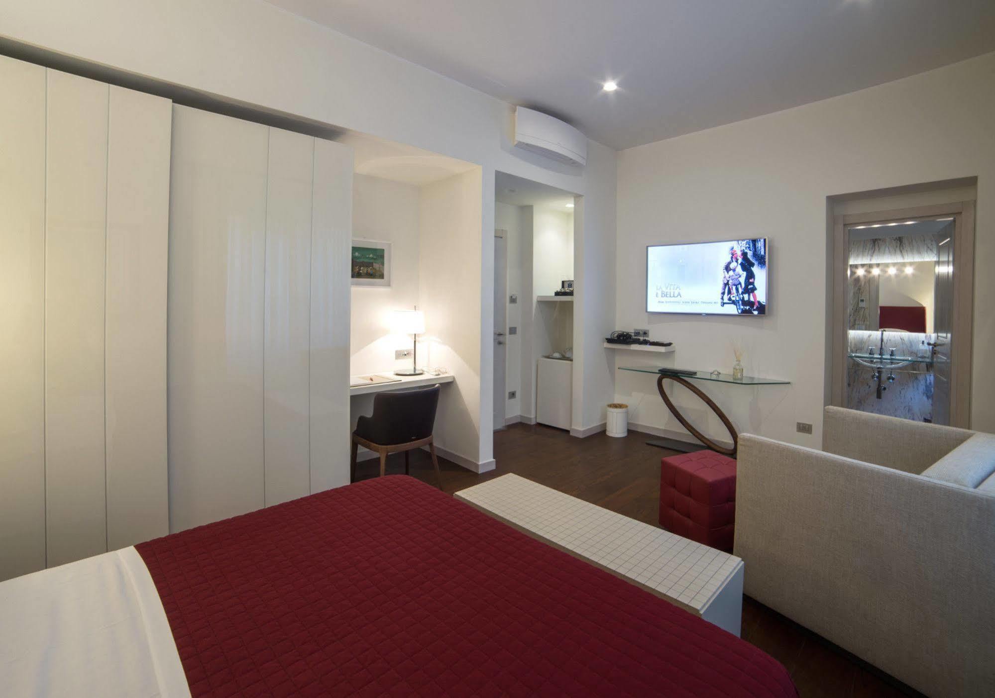 Town House Morgana Bed & Breakfast Reggio di Calabria Bagian luar foto