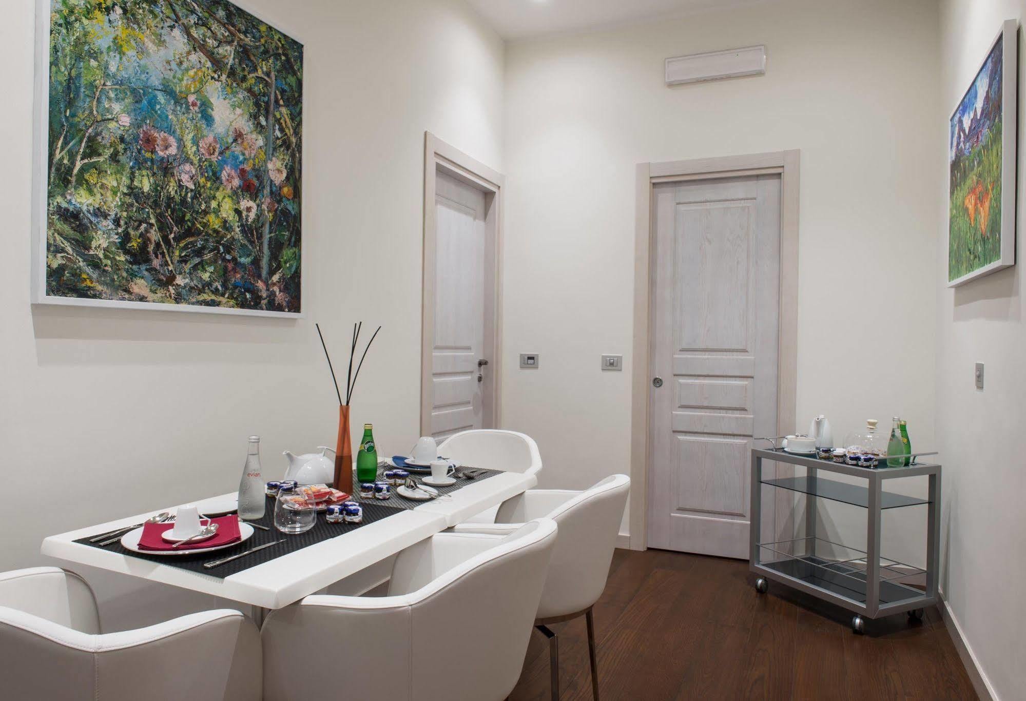 Town House Morgana Bed & Breakfast Reggio di Calabria Bagian luar foto